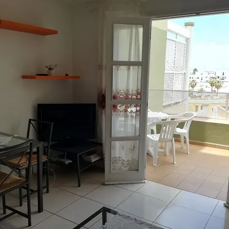 Апартаменти Las Americas
