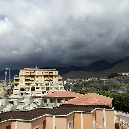 Las Americas Апартаменты