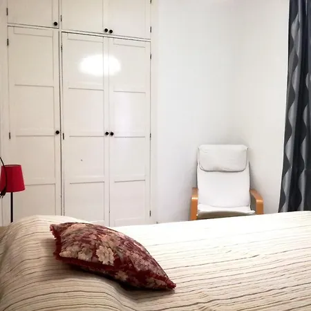 Las Americas Адехе